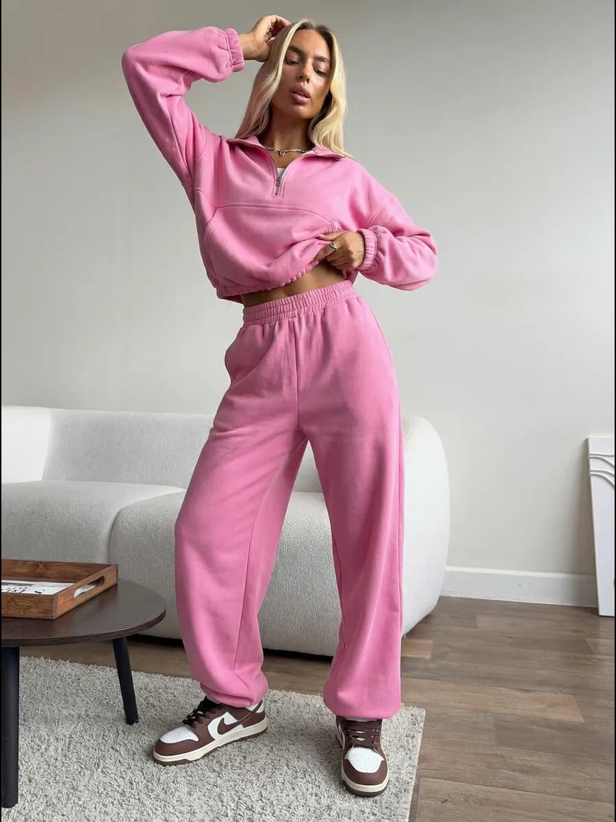 Спортивный костюм без начеса брючный трикотажный