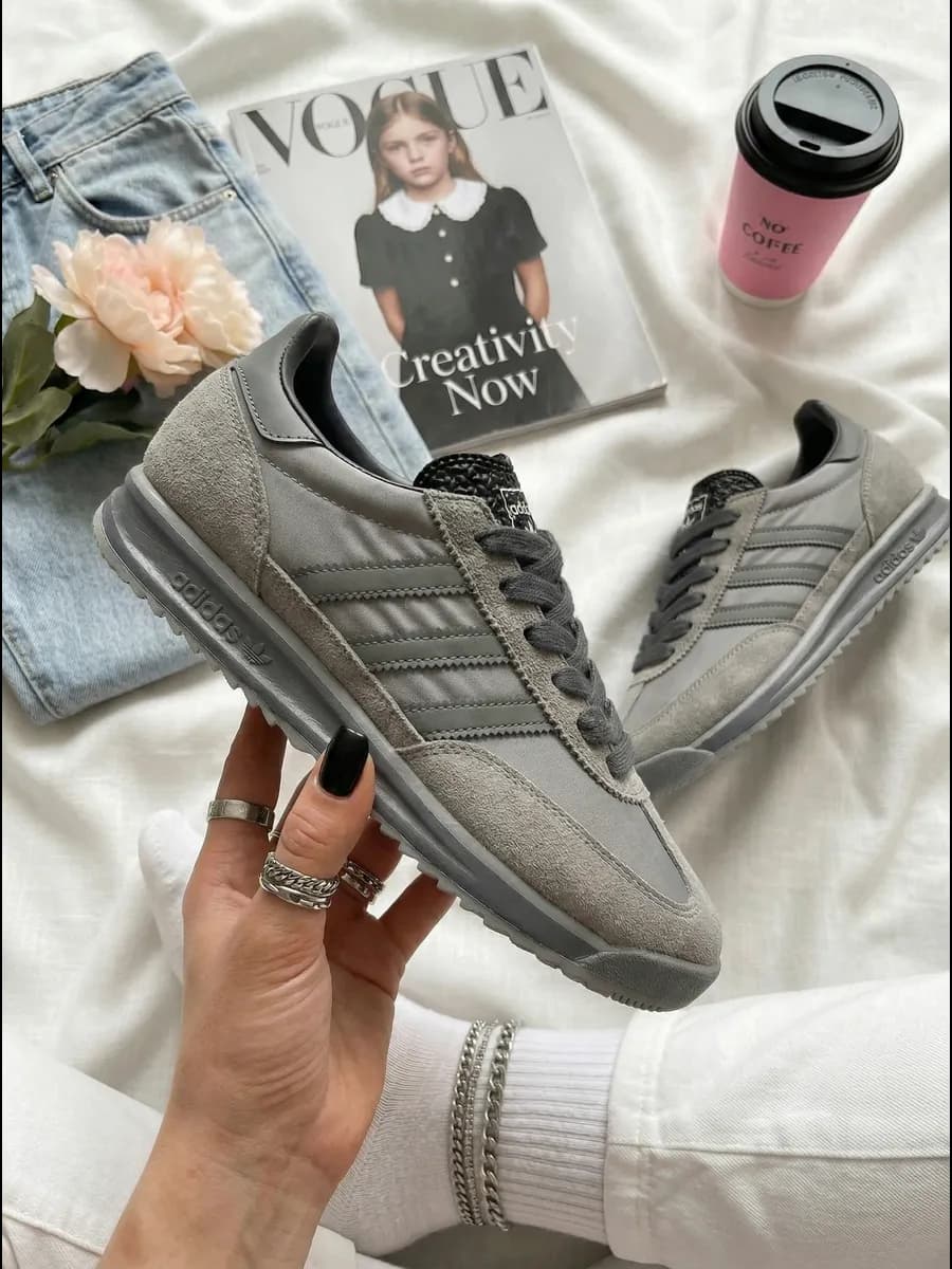 Кроссовки Adidas SL 72 спортивные