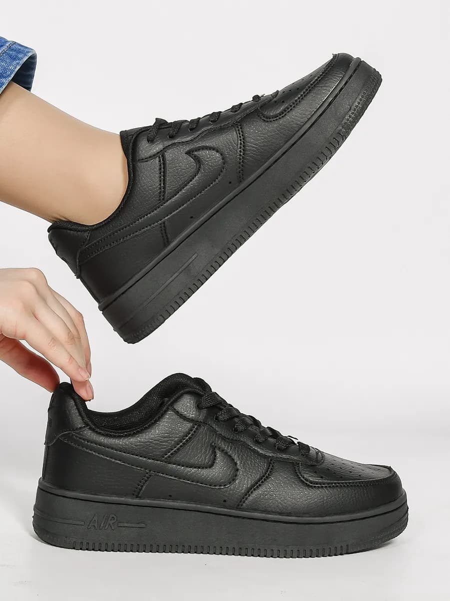 Кроссовки форсы черные NIKE Air Force 1 Black