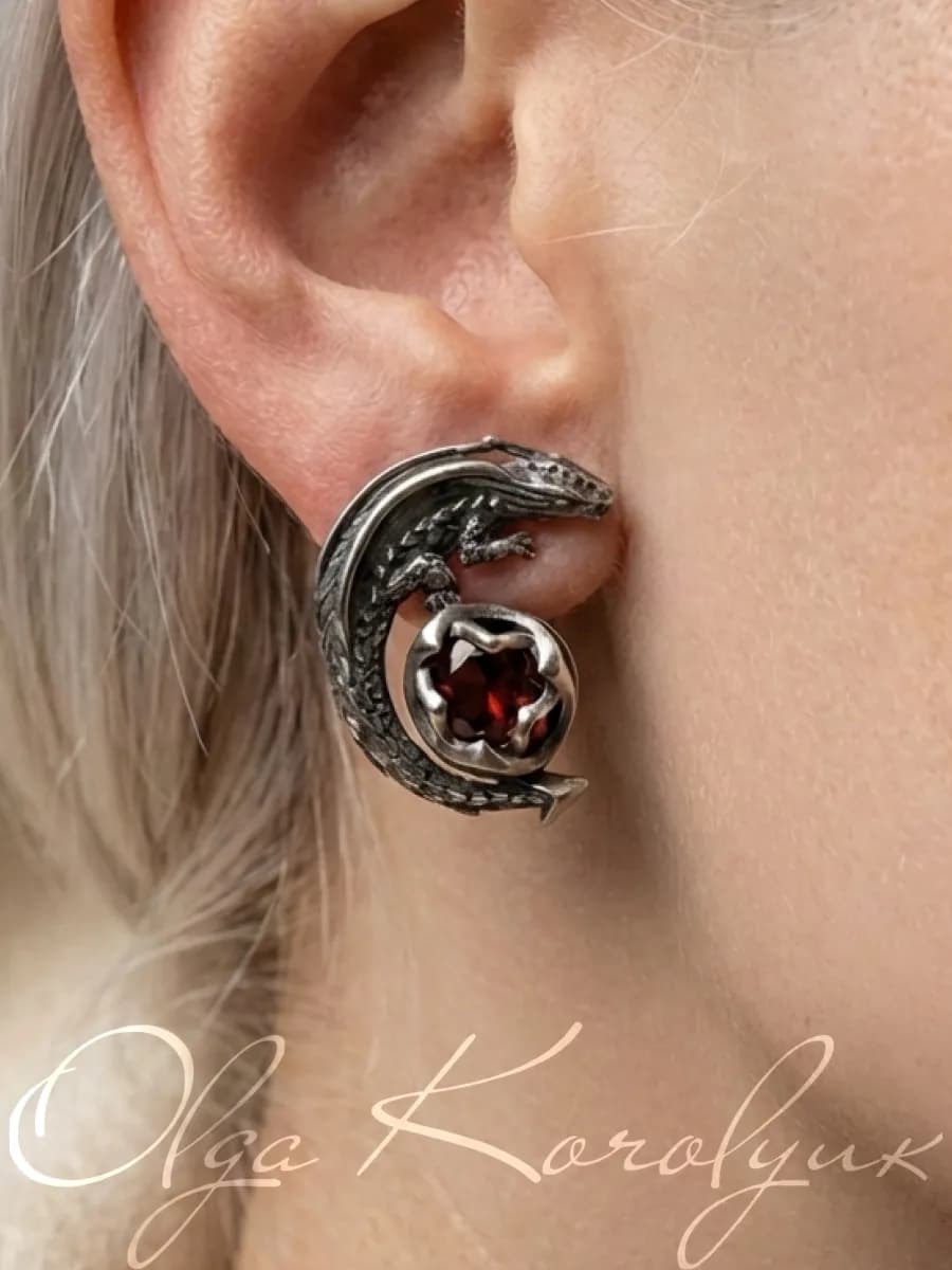 Серебряные серьги "Драконы"