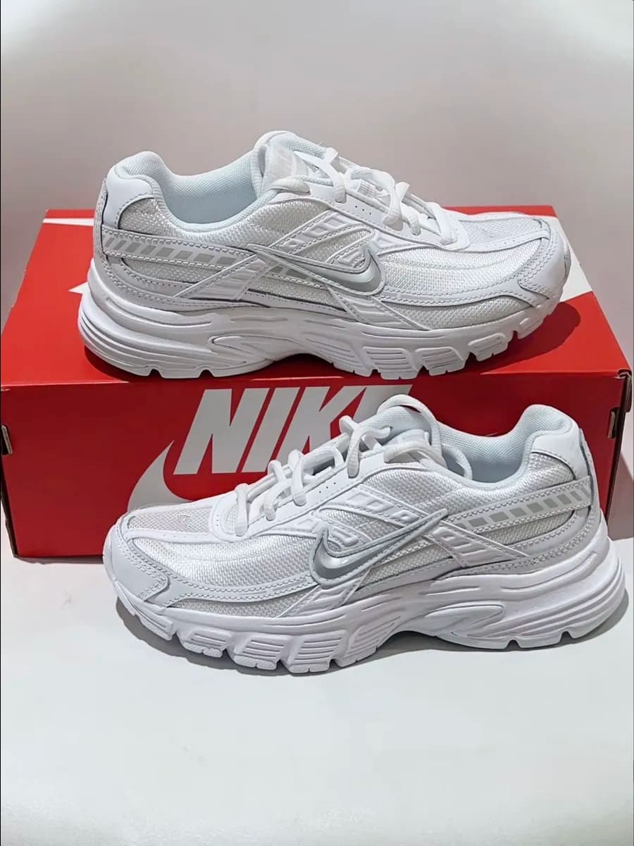 Кроссовки Nike initiator спортивные