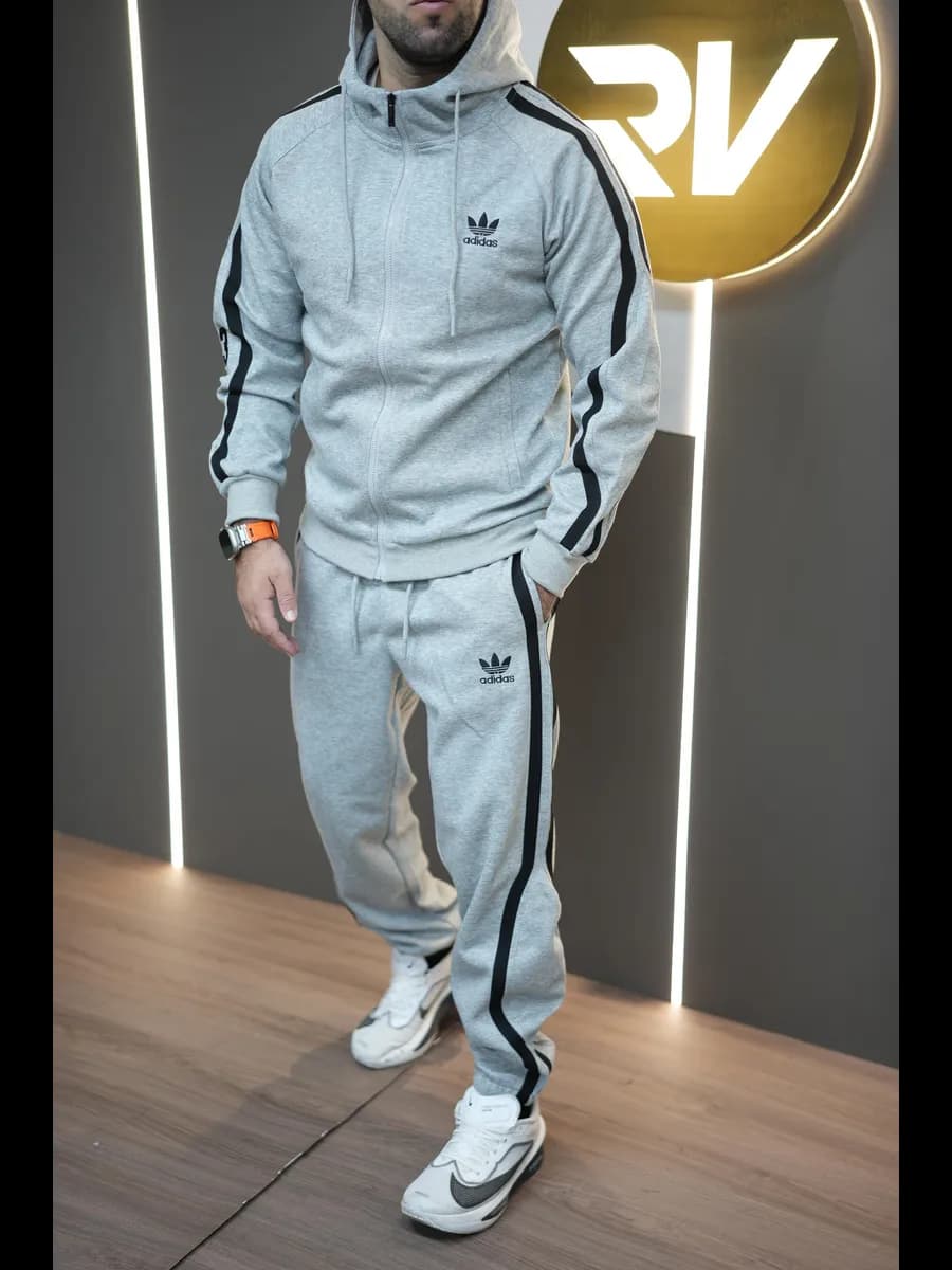 Спортивный костюм adidas на молнии с брюками