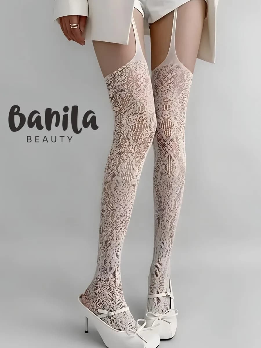 Винтажные белые жаккардовые чулки на подвязках