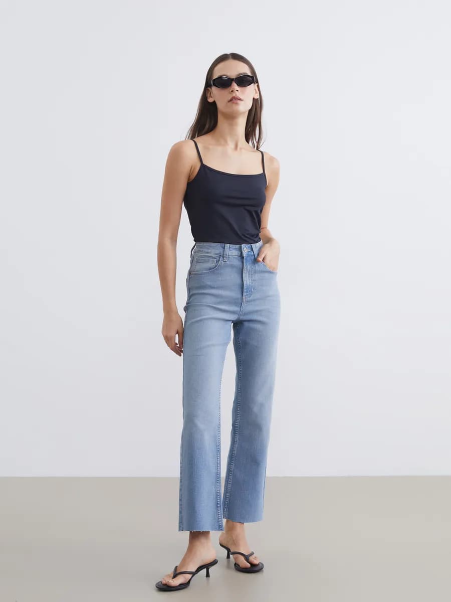 Женские джинсы Crop Flare