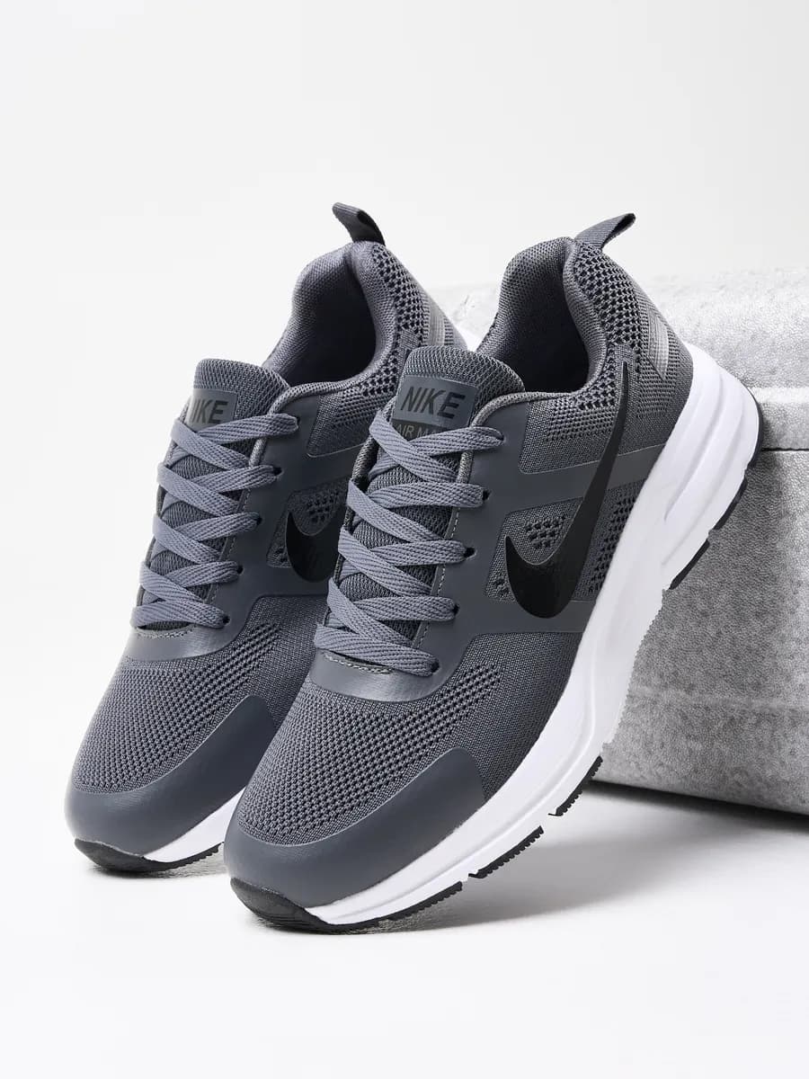 Кроссовки Nike мужские летние повседневные