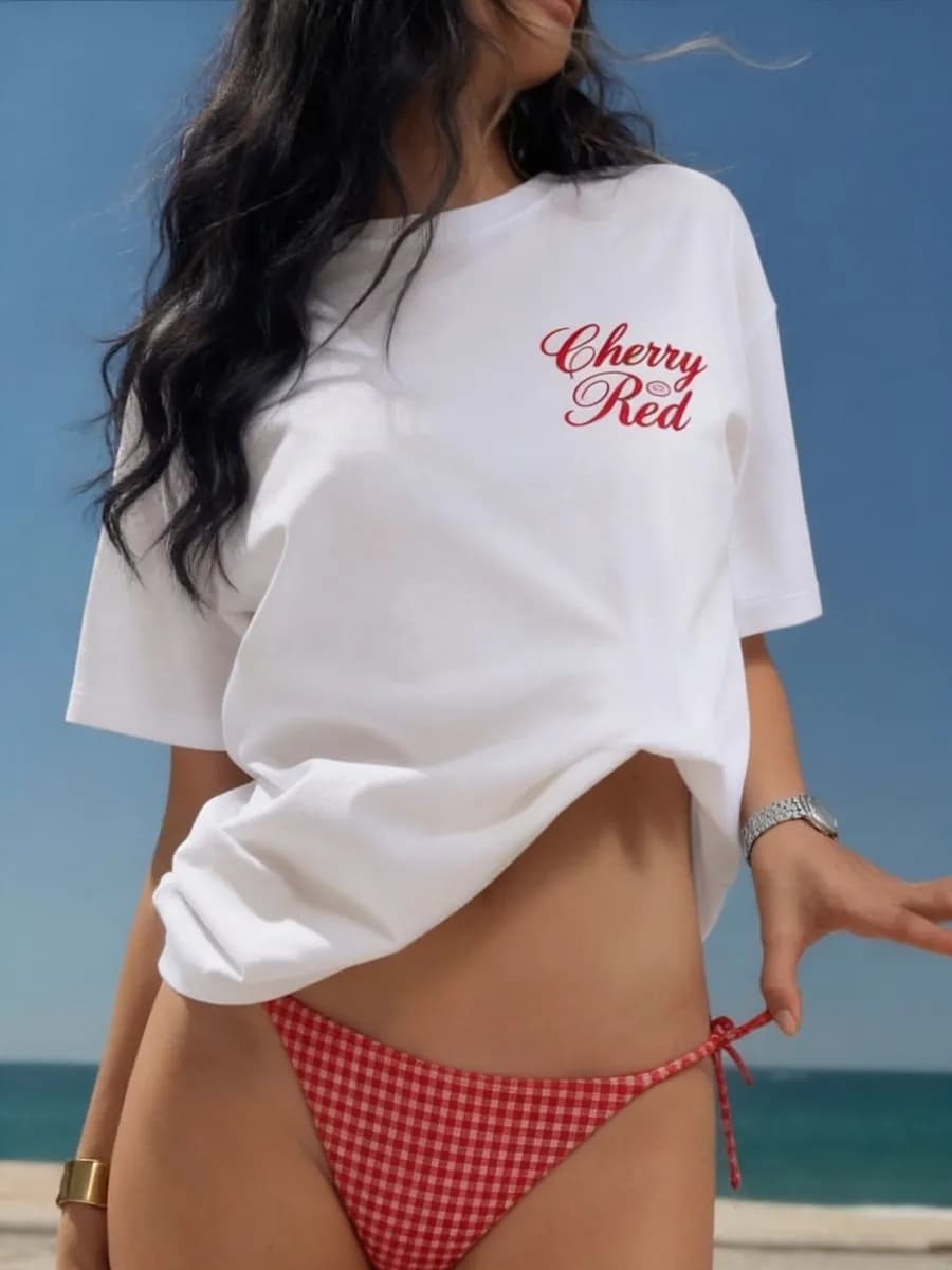 Белая футболка оверсайз с принтом на спине Cherry red