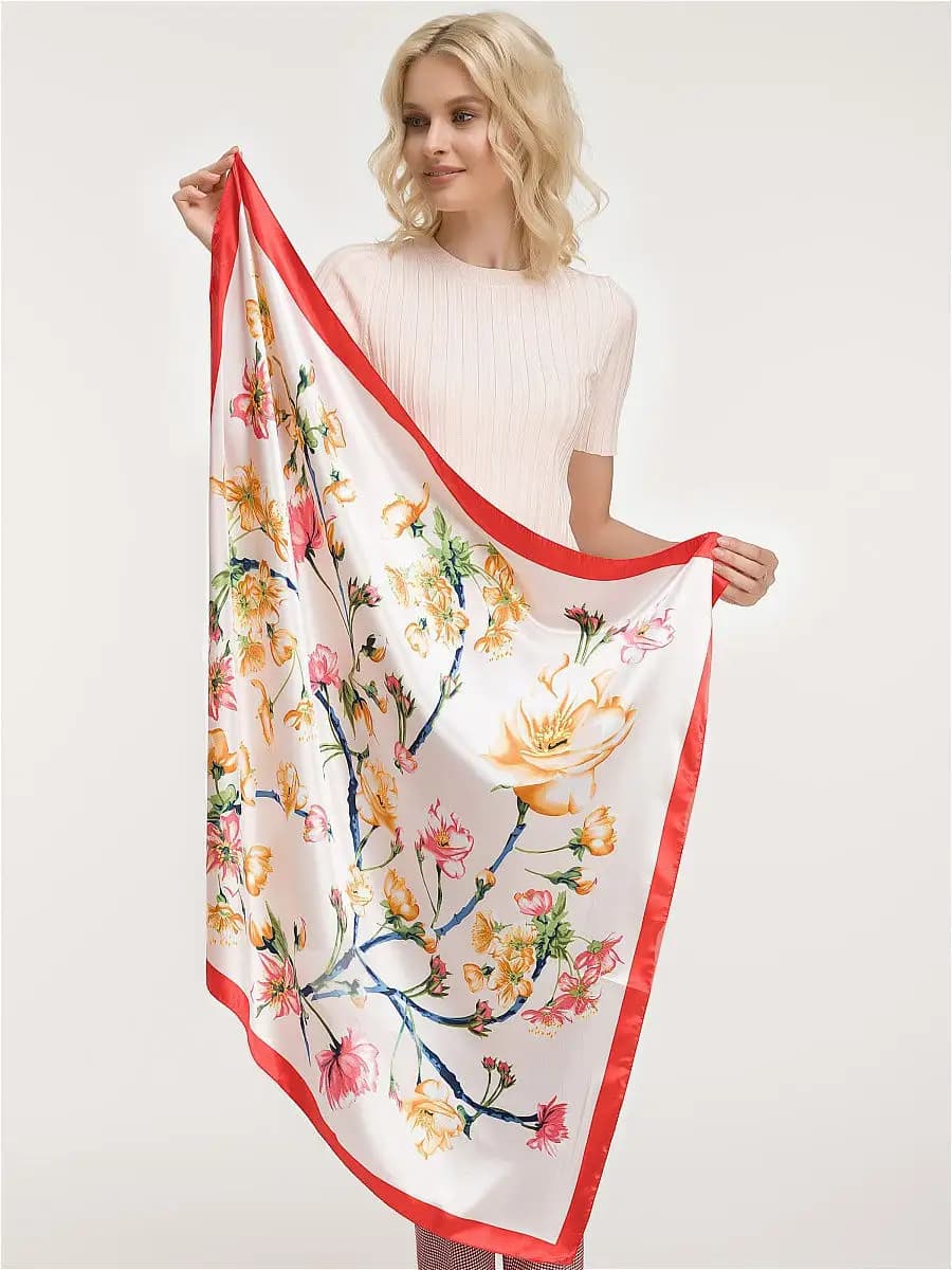 Платок шелковый косынка