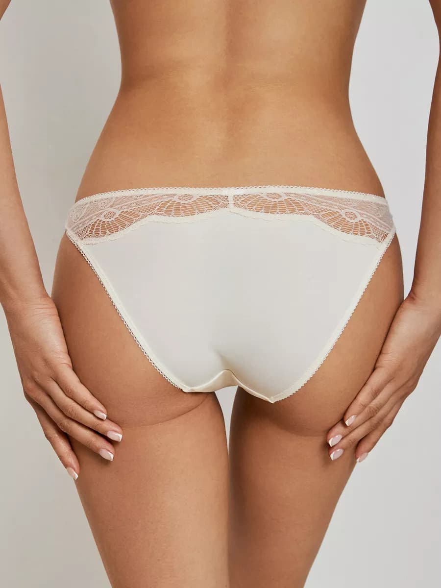 Трусы слипы из микрофибры и кружева