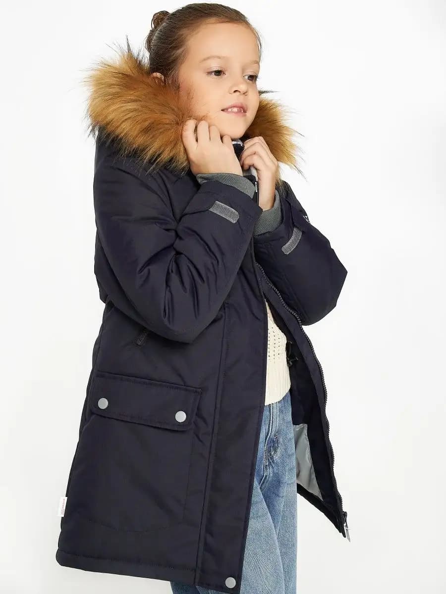 Утепленная зимняя удлиненная куртка