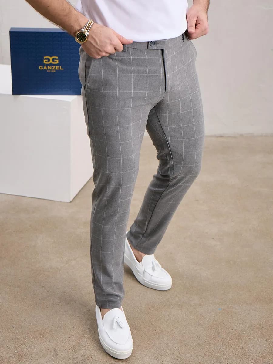 Брюки классические в клетку