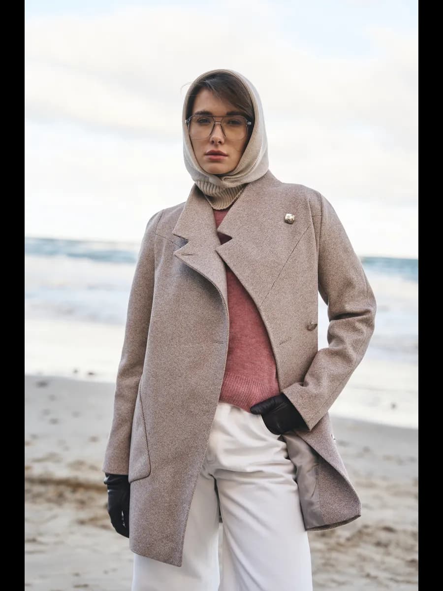 Полупальто демисезонное драповое