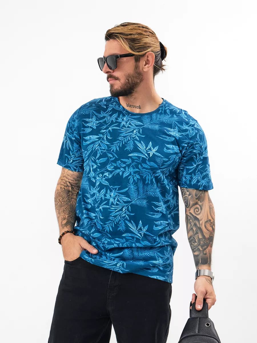 Футболка базовая легкая с принтом