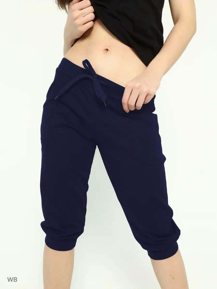 Бриджи капри трикотажные с карманами