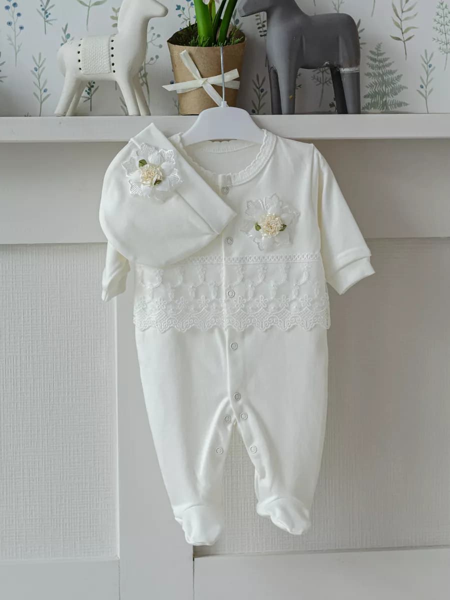 Костюм на выписку для новорожденных