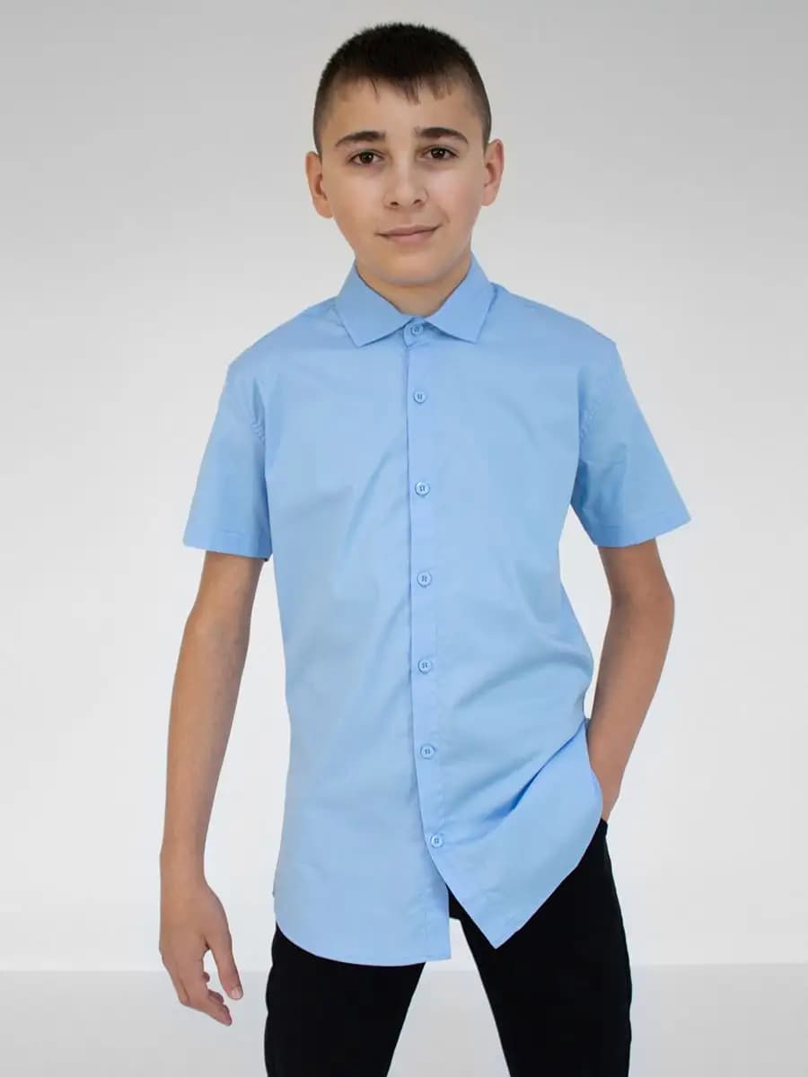 Классическая рубашка с коротким рукавом в школу
