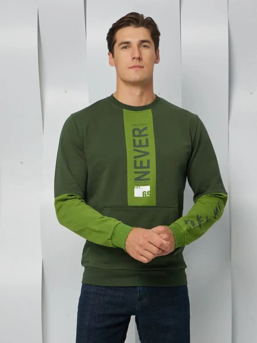 Свитшот оверсайз без начеса с принтом