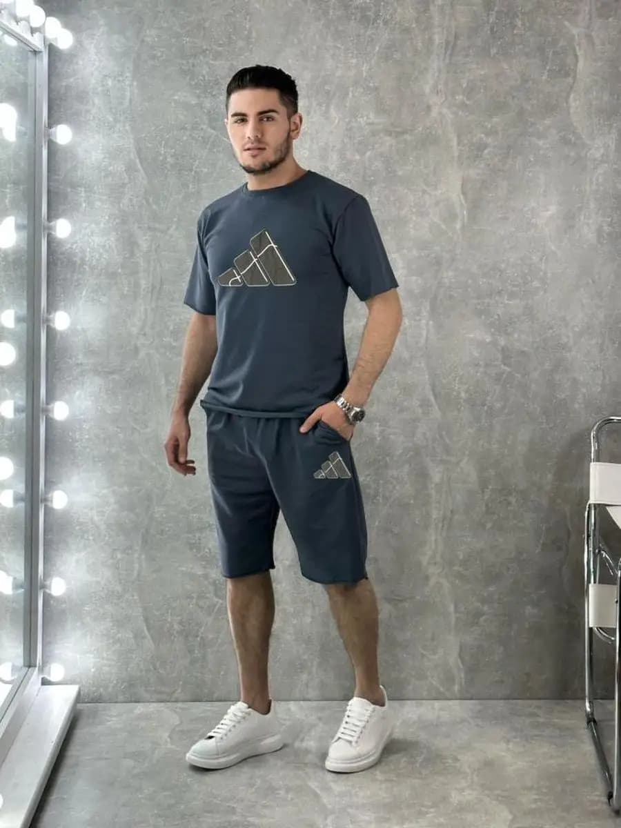 Костюм спортивный с шортами большие размеры - фото 1