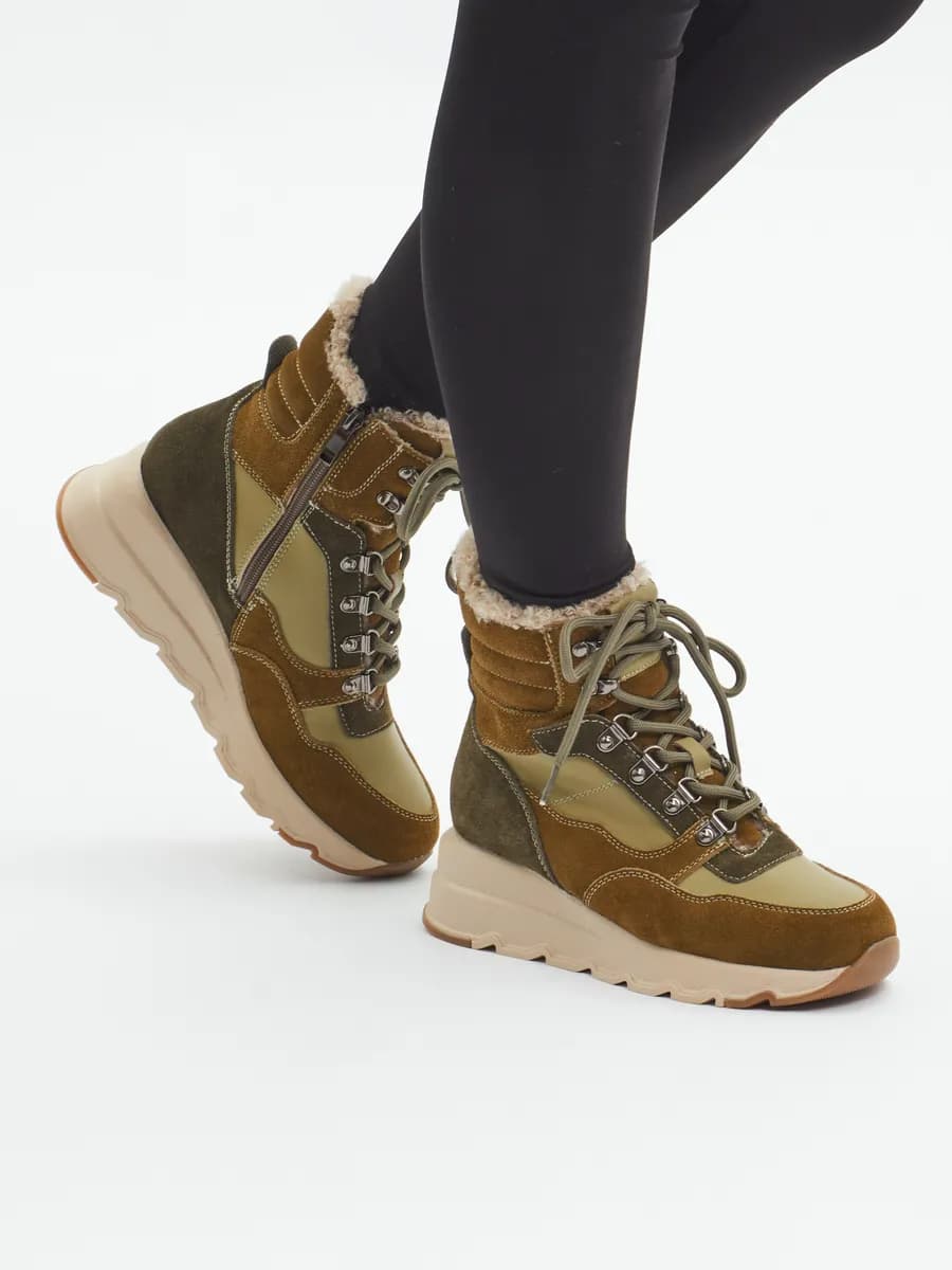 Кроссовки женские зимние на платформе высокие