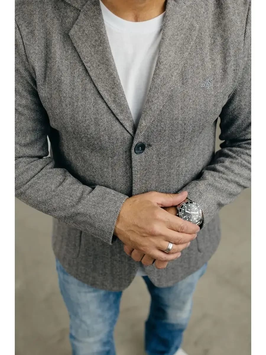 Пиджак под джинсы трикотажный классический