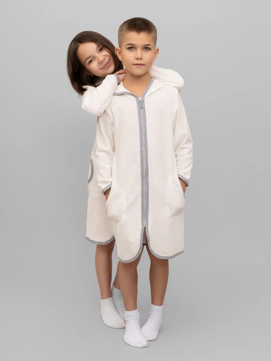 Халат на молнии с капюшоном