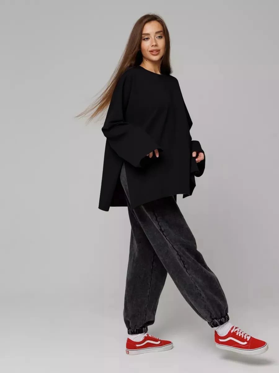 Лонгслив оверсайз базовый однотонный с разрезами