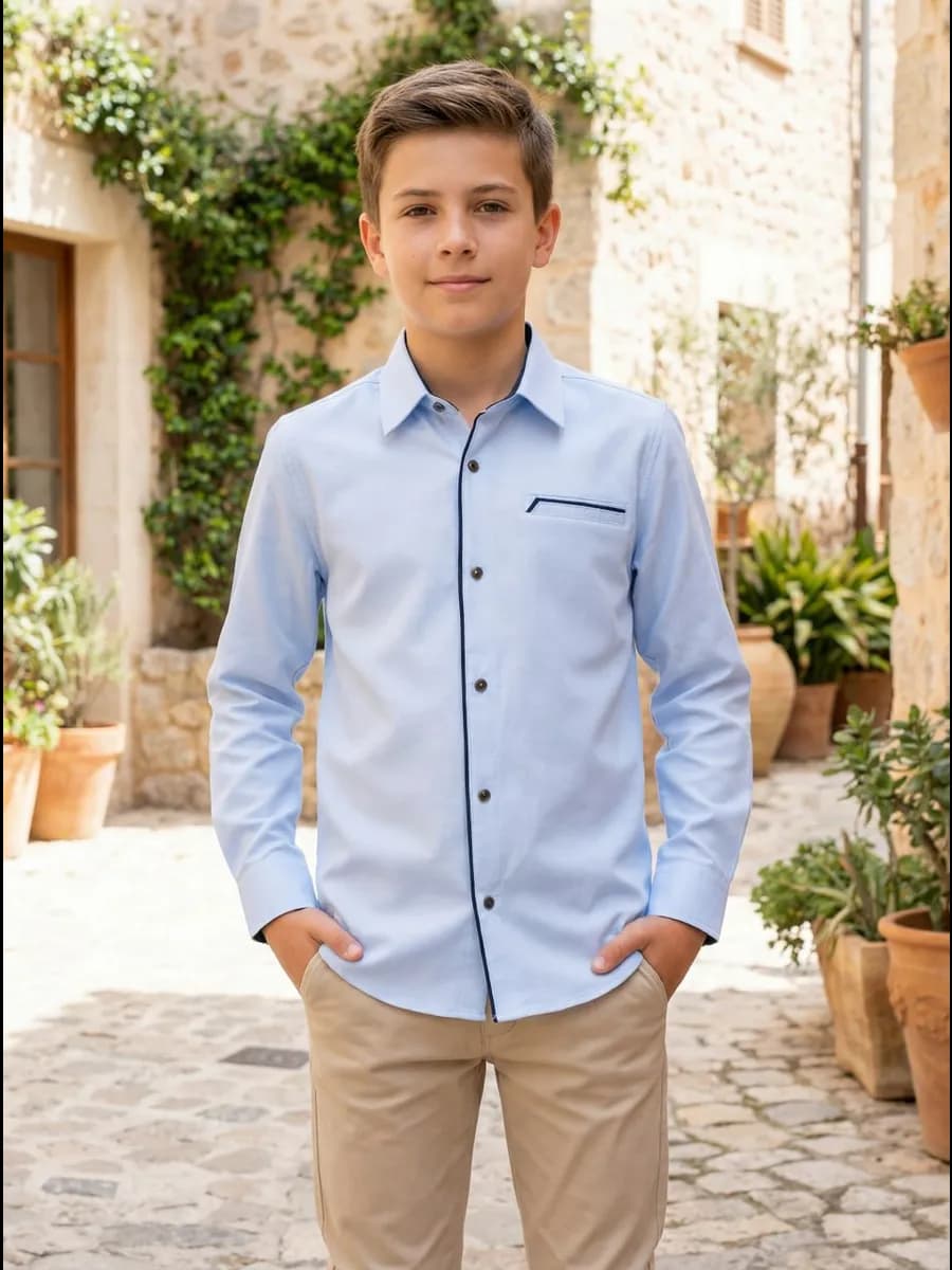 Рубашка школьная на кнопках приталенная