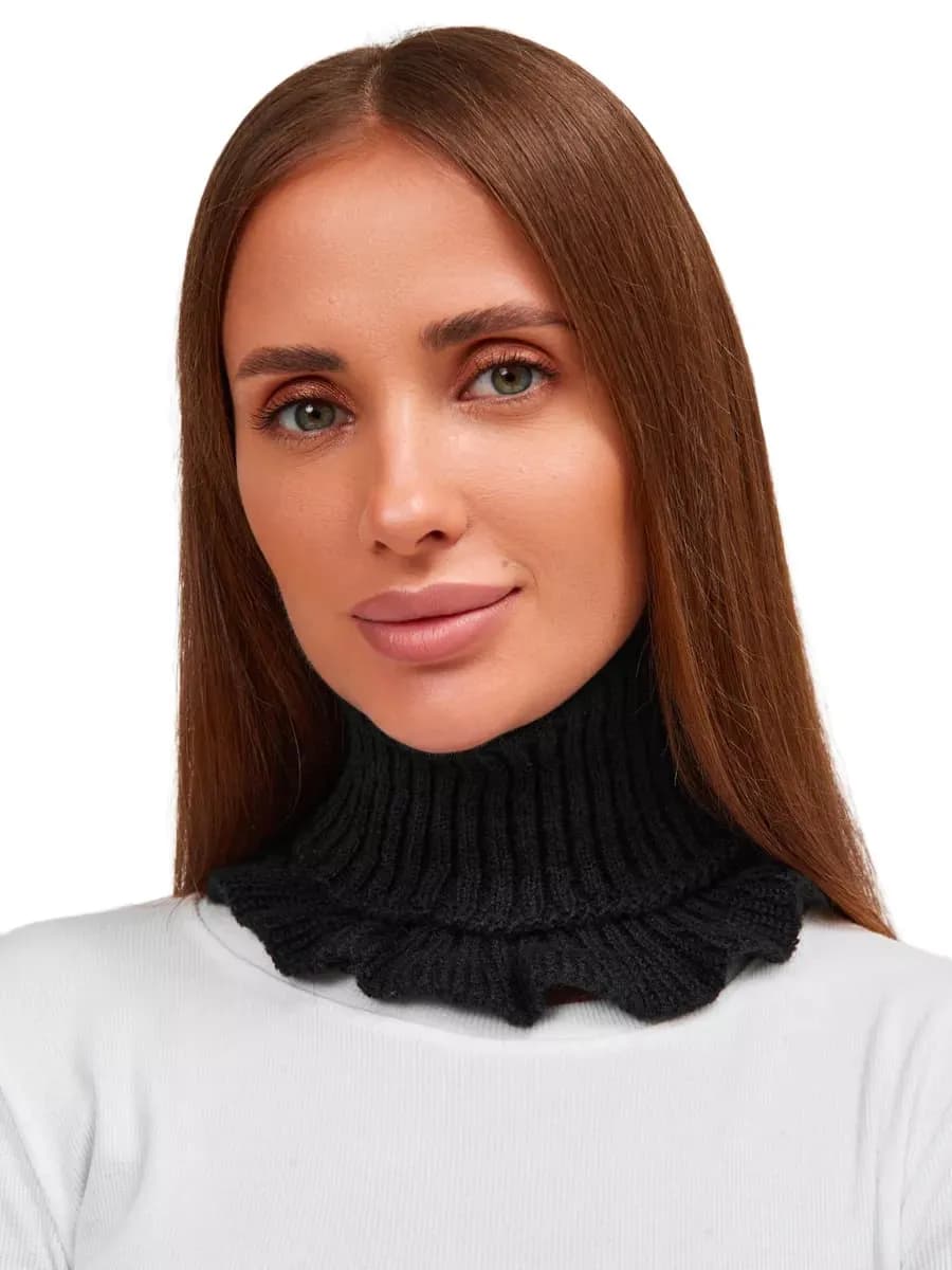 Манишка теплая вязаная