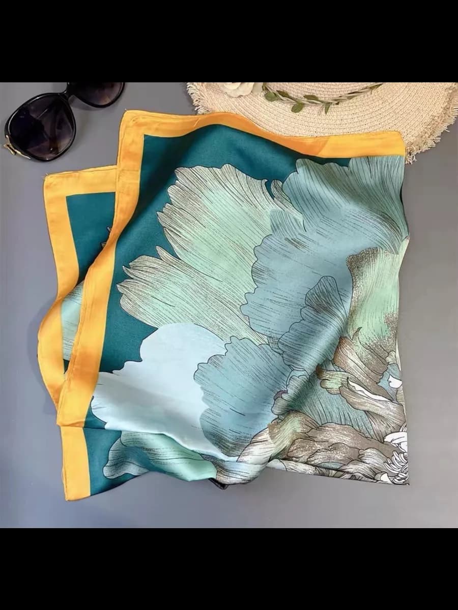 Платок шелковый женский 70×70 см — стильный аксессуар