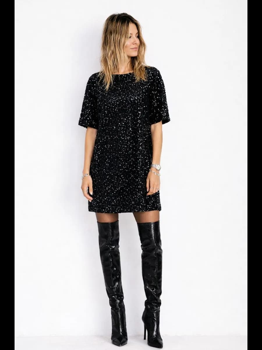 Платье праздничное вечернее мини с пайетками