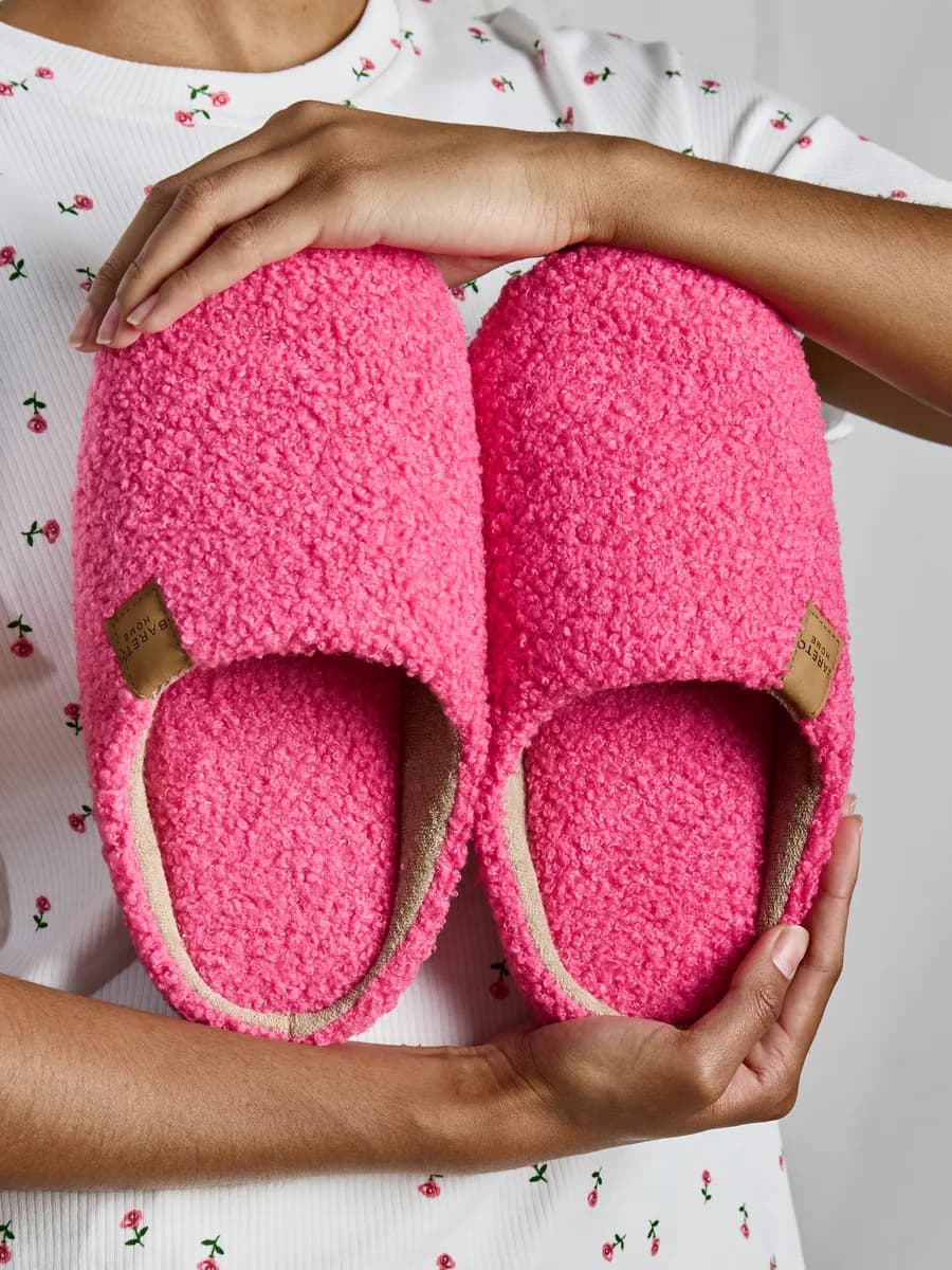 Тапочки домашние закрытые теплые