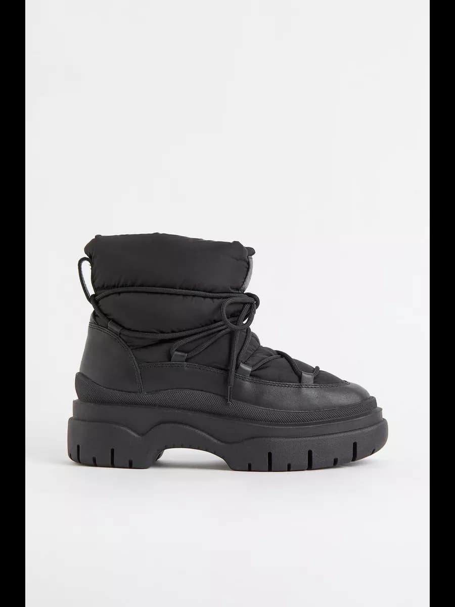 Ботинки дутики на платформе короткие на шнуровке