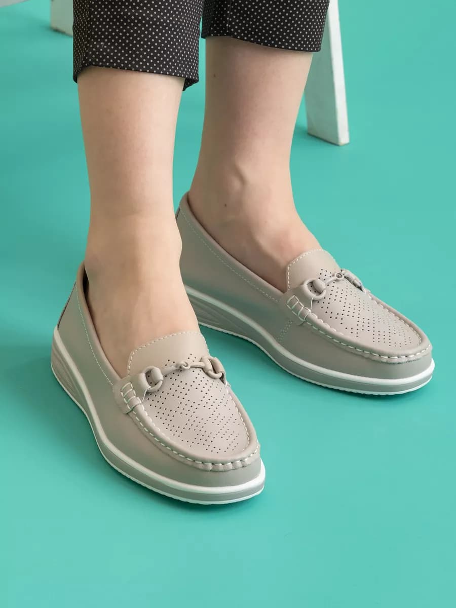 Мокасины из натуральной кожи летние