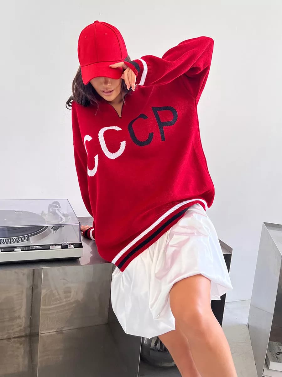 Кофта с надписью СССР с вырезом удлиненная вязаная
