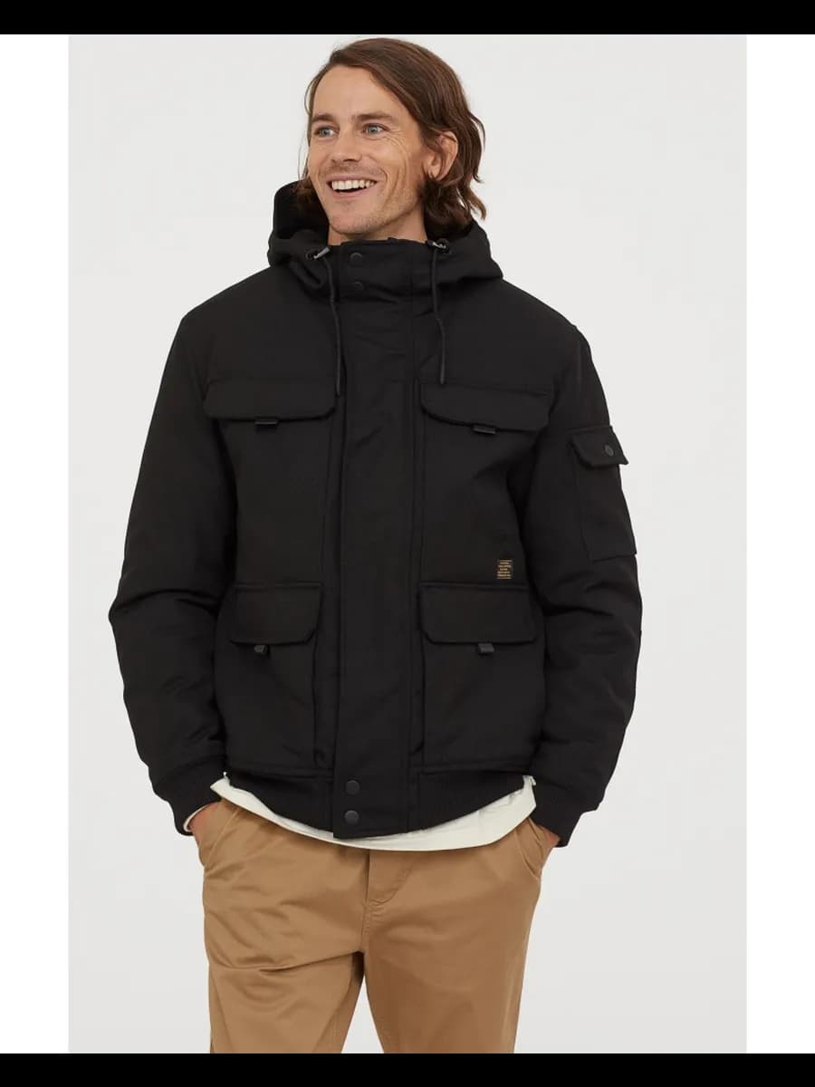 Куртка с капюшоном короткая утепленная