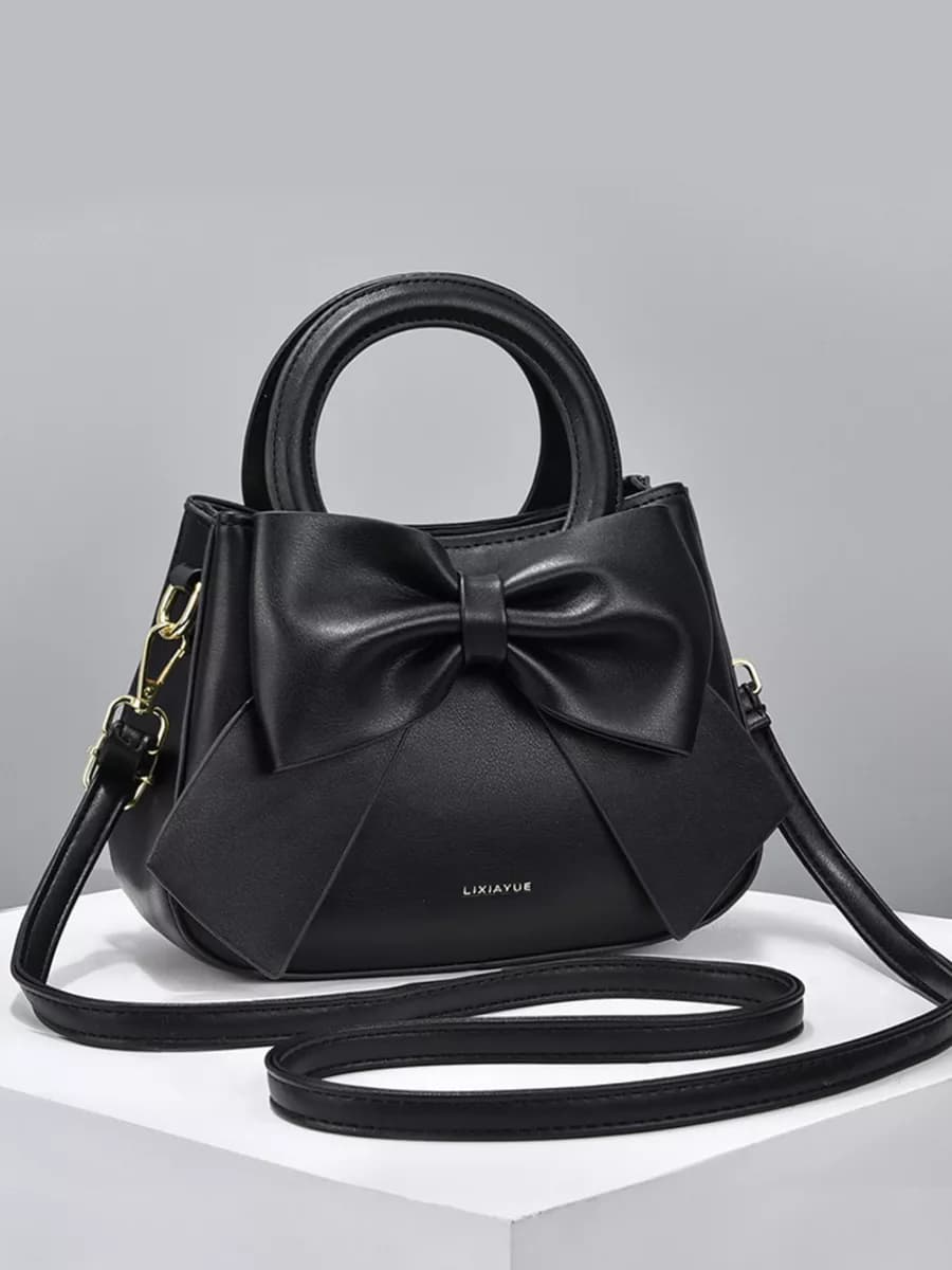 Сумка женская черная кожаная через плечо повседневная тоут - фото 1