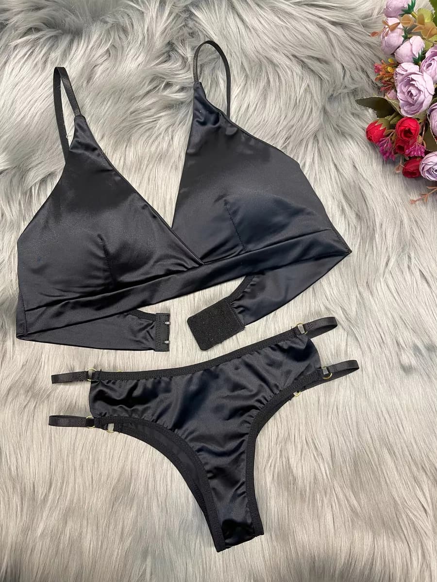 Нижнее белье комплект лифчик трусики