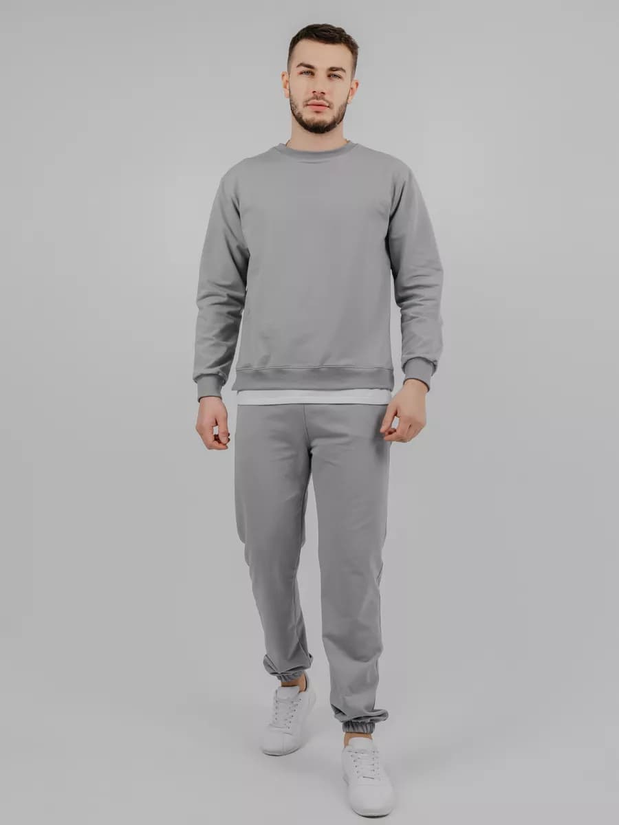 Костюм спортивный