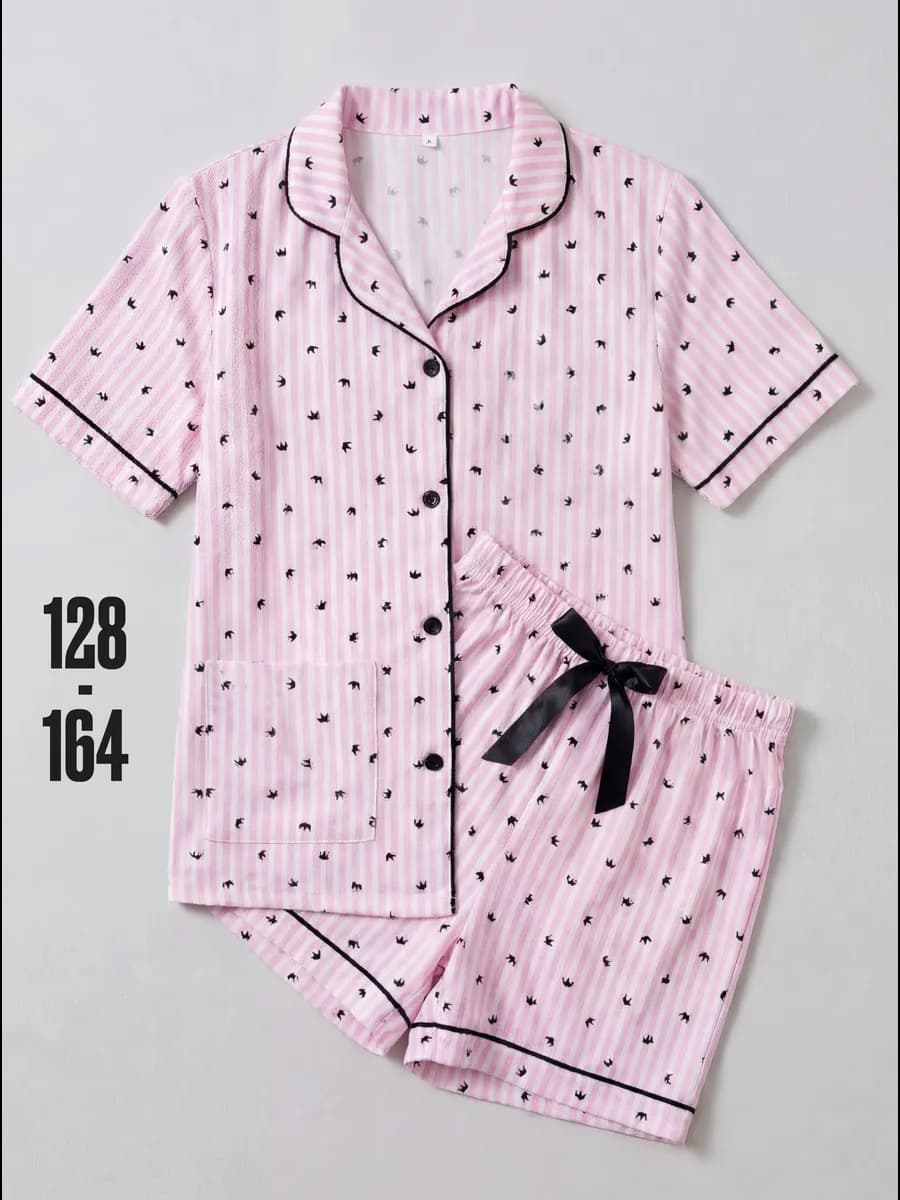 Пижама с рубашкой и шортами