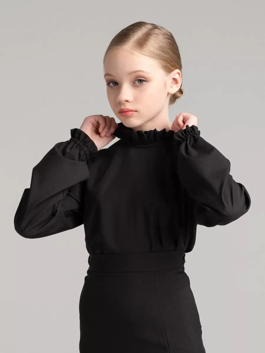 Блузка нарядная с длинным рукавом