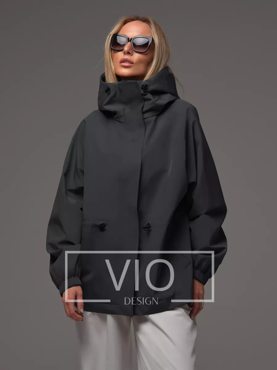 Ветровка весенняя с капюшоном