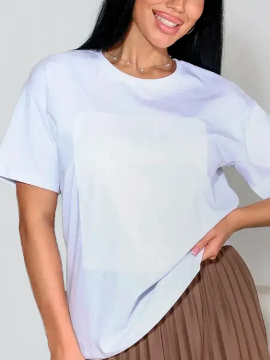 Футболка нарядная с пайетками