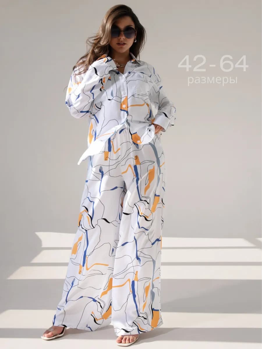 Летний костюм с брюками и рубашкой больших размеров - фото 1