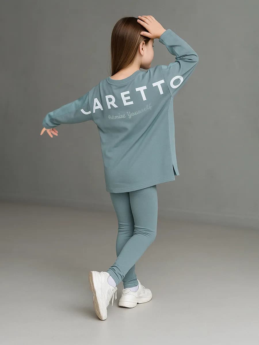 Спортивный костюм для девочки на весну с леггинсами