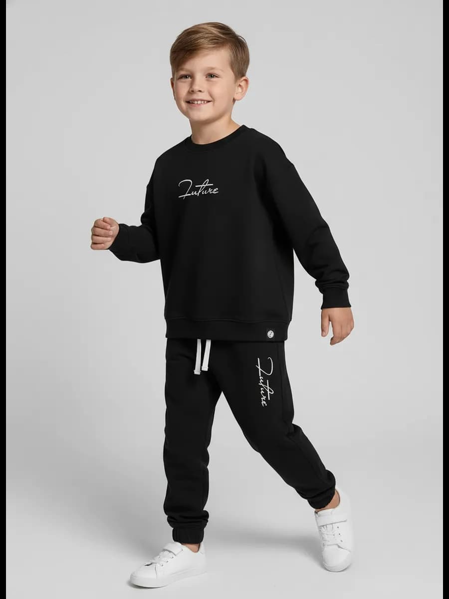 Черный костюм для мальчика в школу