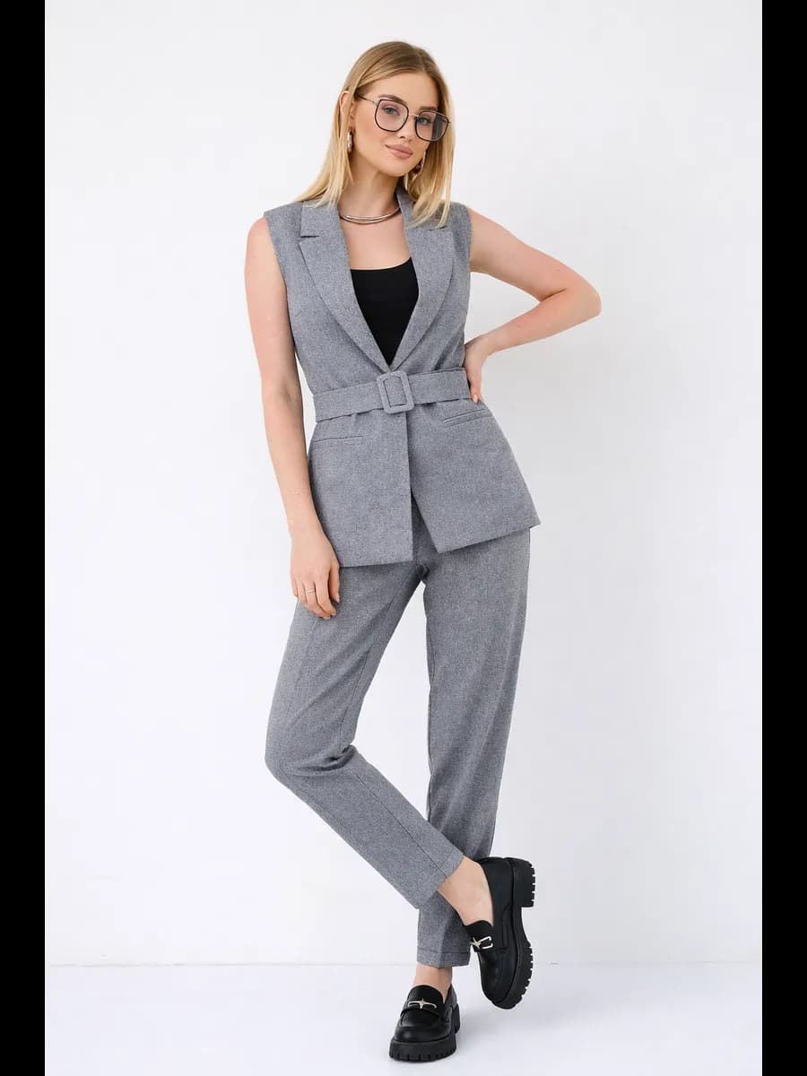 Костюм брючный с жилеткой большие размеры