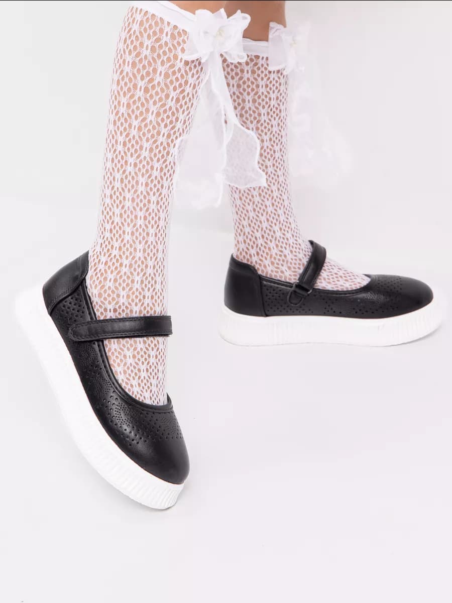 Туфли школьные для девочки с белой подошвой