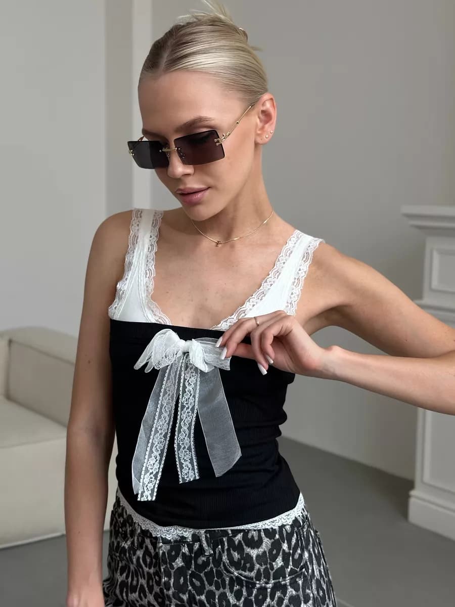 Топ - майка с кружевом летний