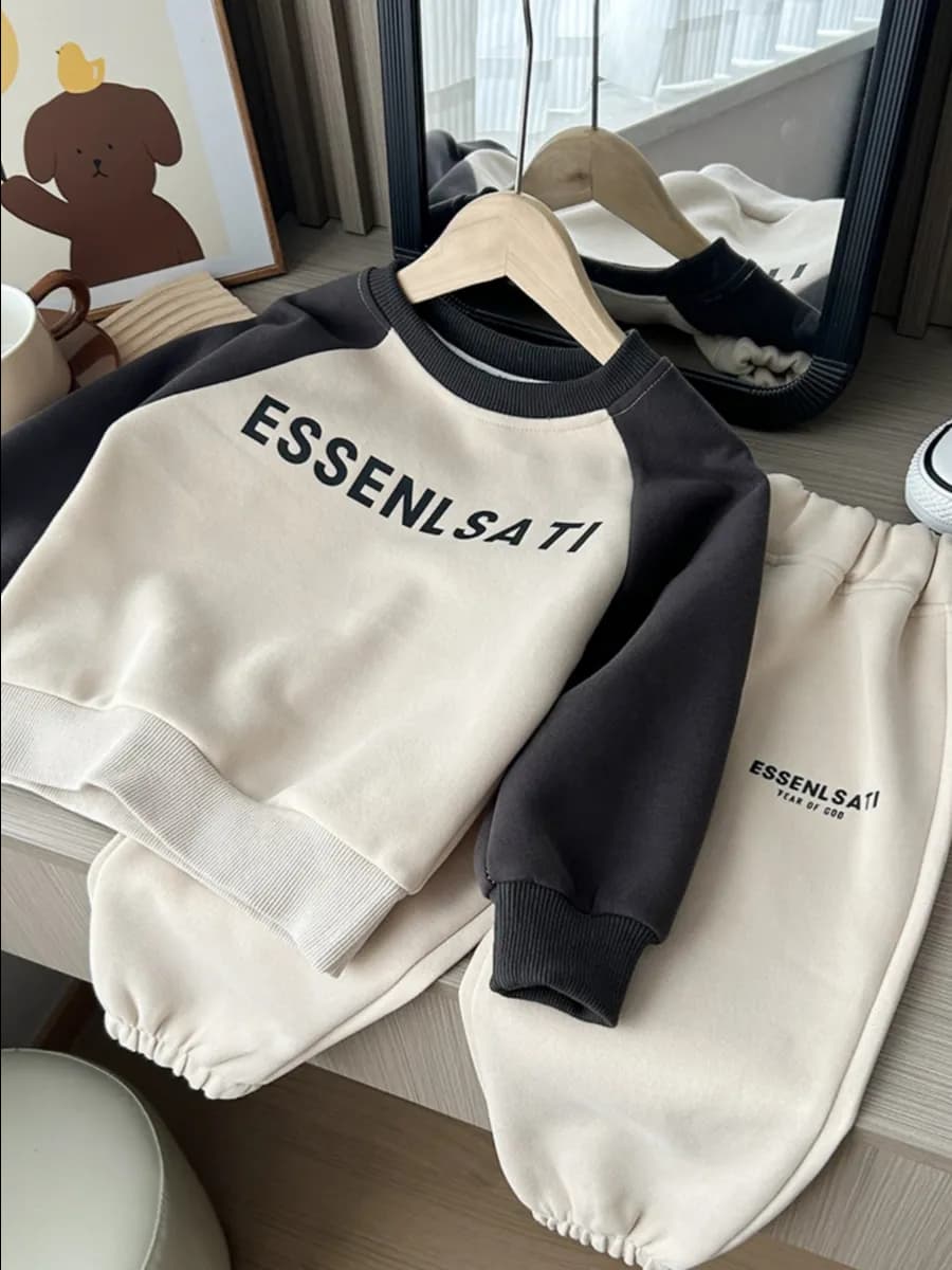 Спортивный костюм детский