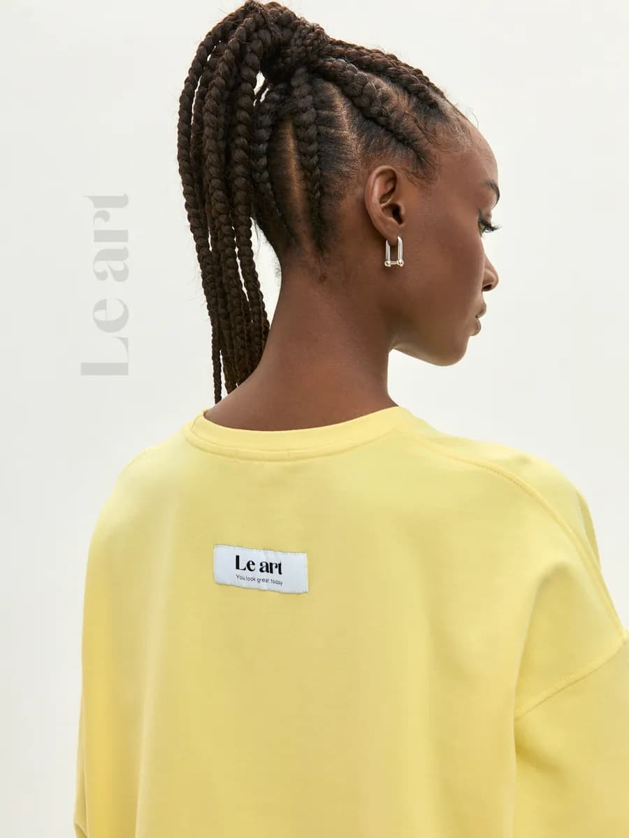 Лонгслив оверсайз с принтом удлиненный