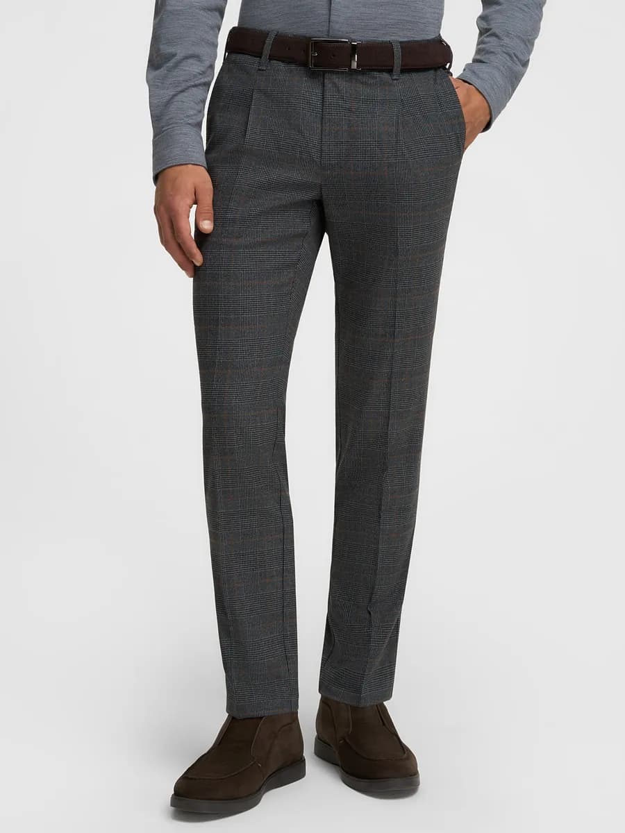 Брюки классические в клетку